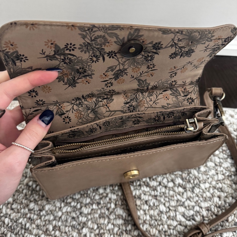 Joy Susan Aria Ring Bag NWOT - Picture 3 of 3